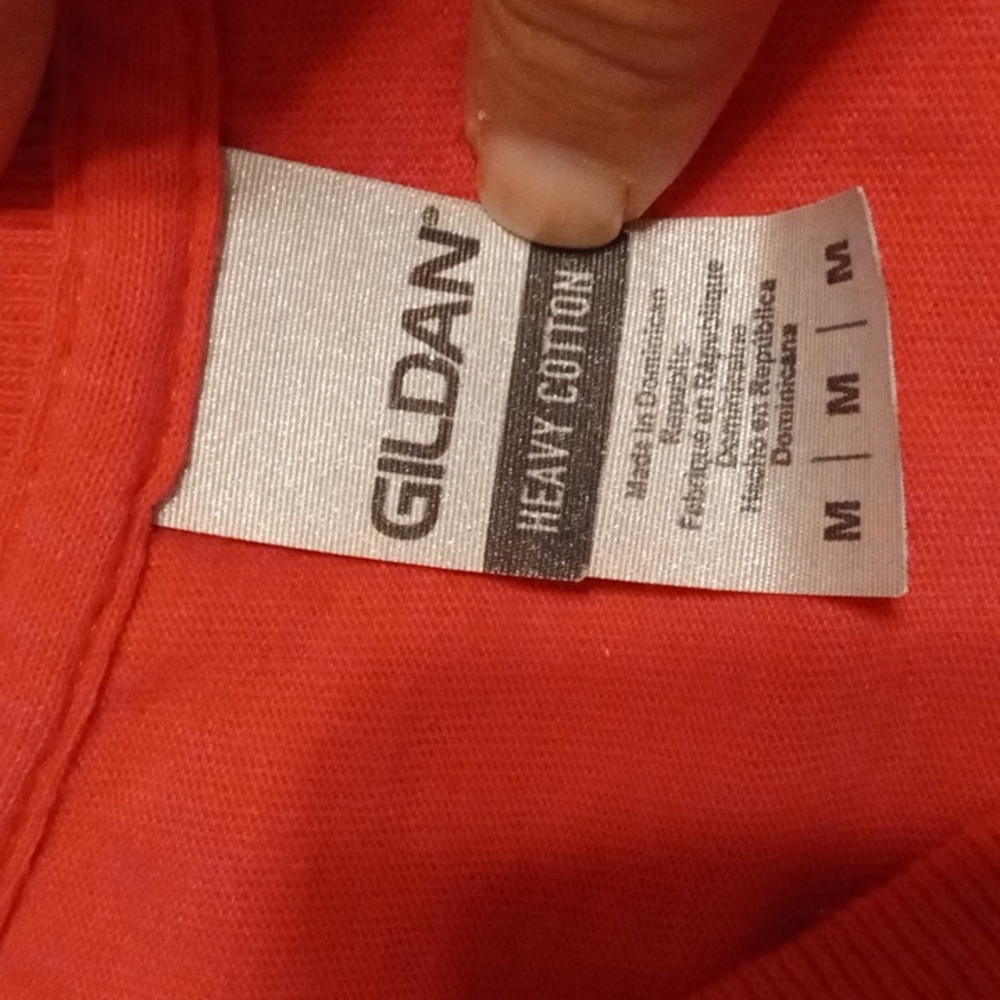 💥 Women's Gildan Tee - Picture 2 of 2